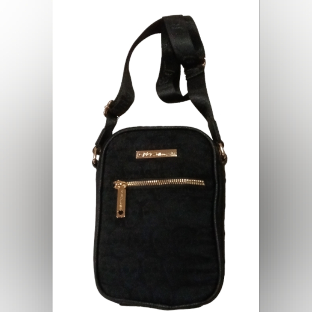 💀Betsey Johnson Black Skull Bodycross Bag💀